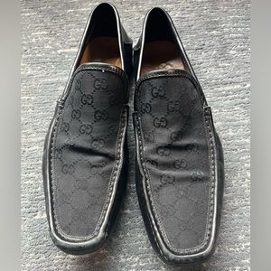 Size 11.5 Gucci loafers in black